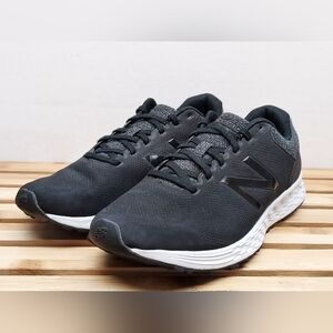 New Balance Womens Black ROAV Arishi FreshFoam Athletic Shoes Size 9